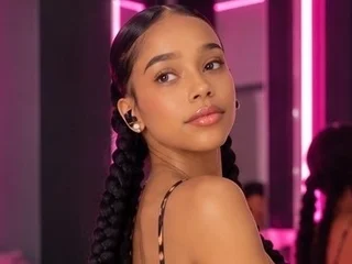 taniaa19 live cam video preview