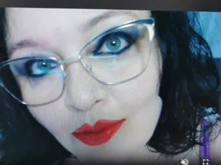 DangerousCurves live cam video preview
