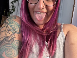 PoppyPrynne live cam video preview