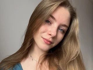 Iviefae Femdom webcam from Ukraine